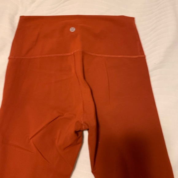 Lululemon Wunder Train 28” - Picture 3 of 4